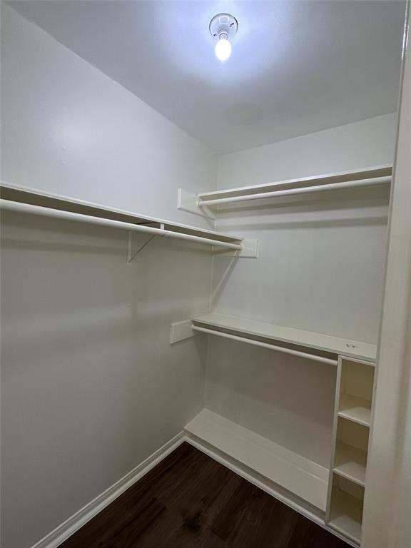 Building Photo - 7703 Braesridge Ct