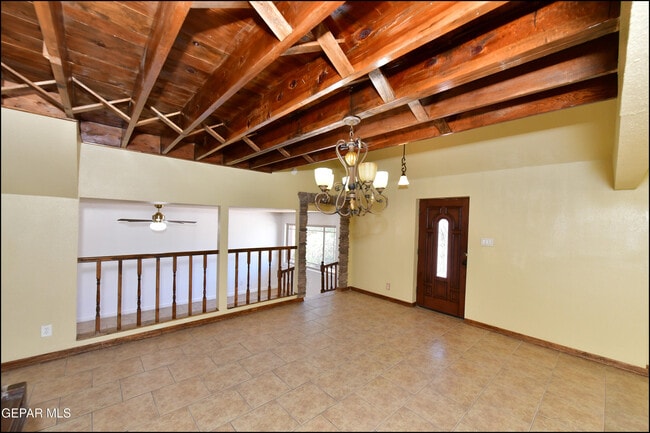 Building Photo - 908 Bolivia St