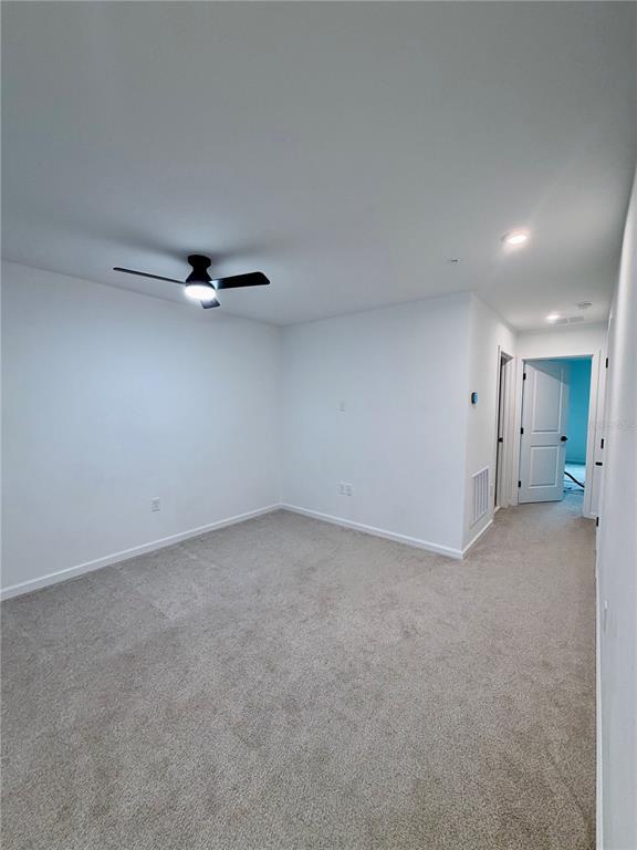 Building Photo - 9855 Walkway Dr