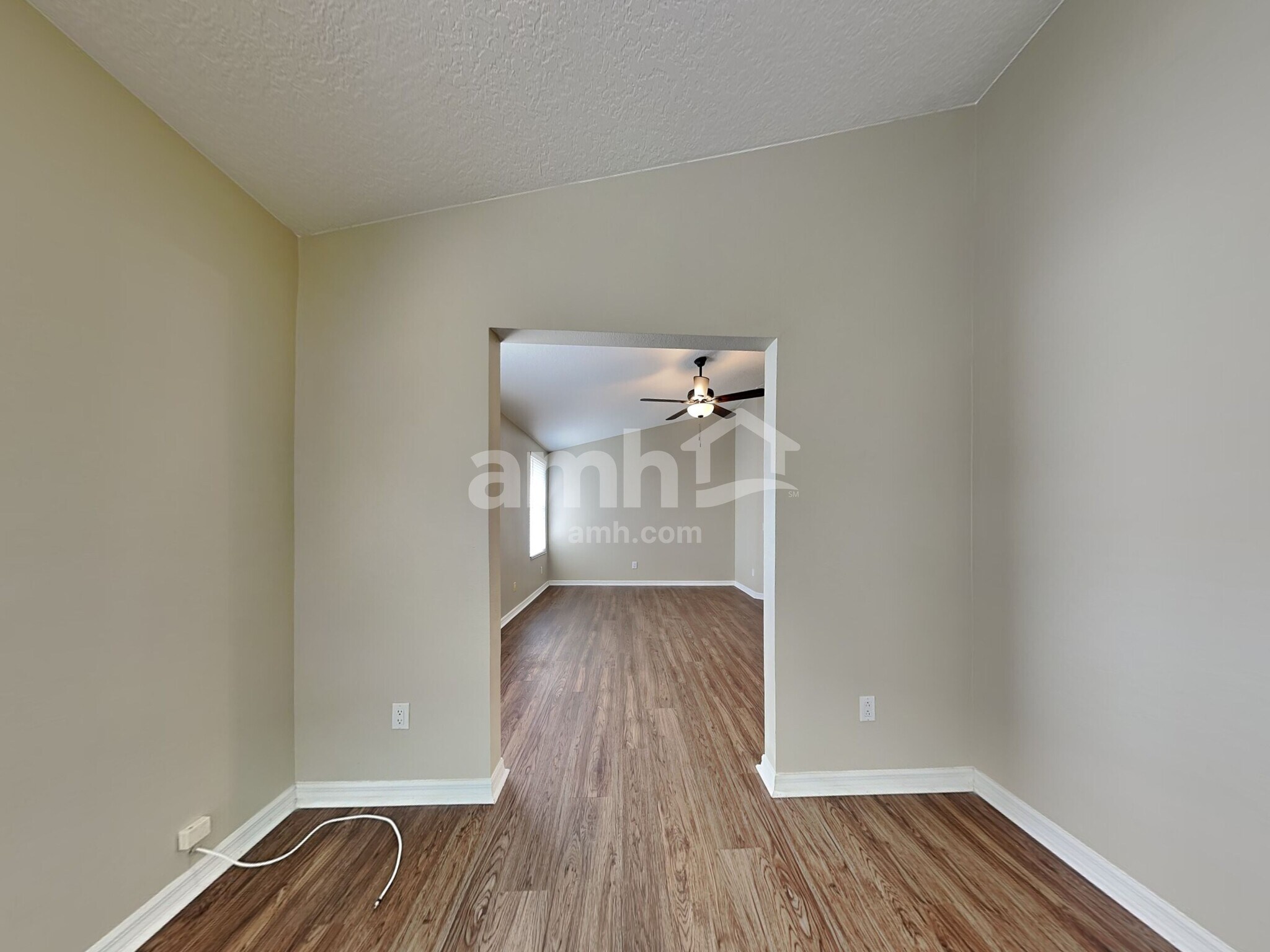 Building Photo - 15104 Shaw Rd