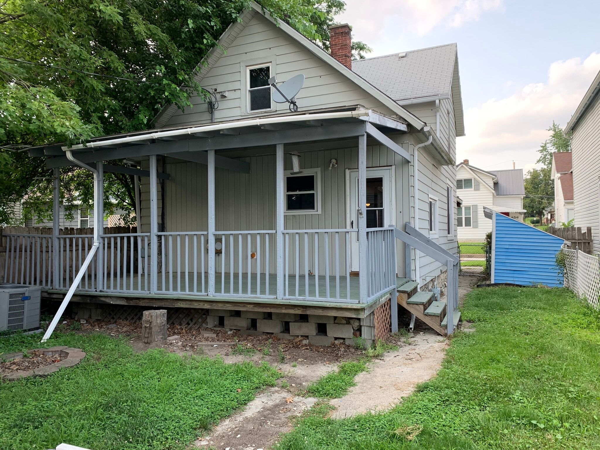 Backyard - 659 5th St