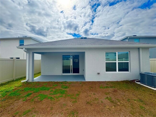 Building Photo - 36015 Sunflower Hl Dr