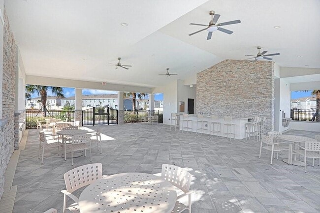 Building Photo - 31298 Paper Birch St