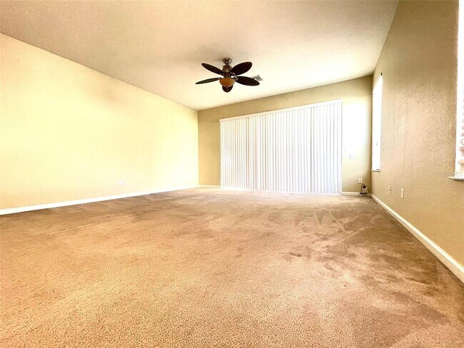 Building Photo - 3602 Shallot Dr