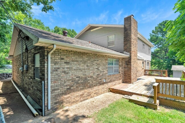Building Photo - 1660 Palmer Pl