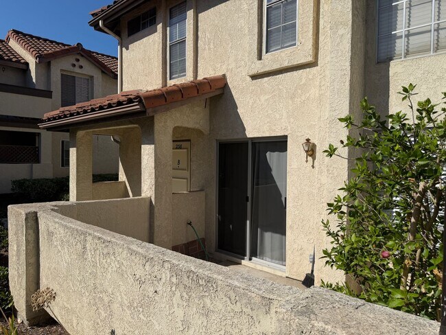 Building Photo - 26156 Sanz