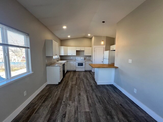 Building Photo - 1336 White Ave