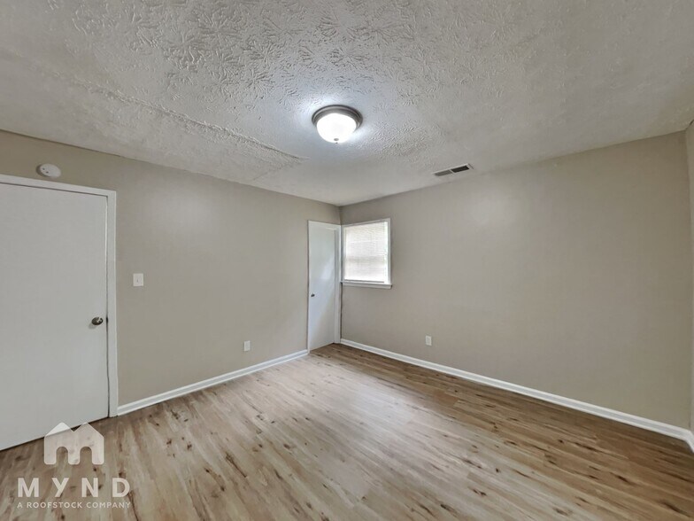 Building Photo - 1568 Pintail Rd
