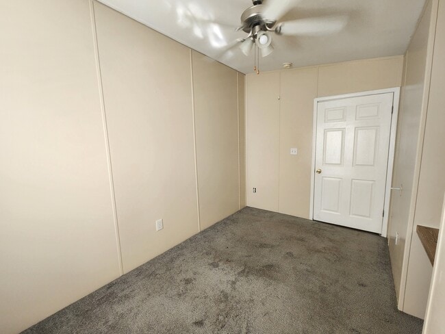 Building Photo - 7004 Marine Dr