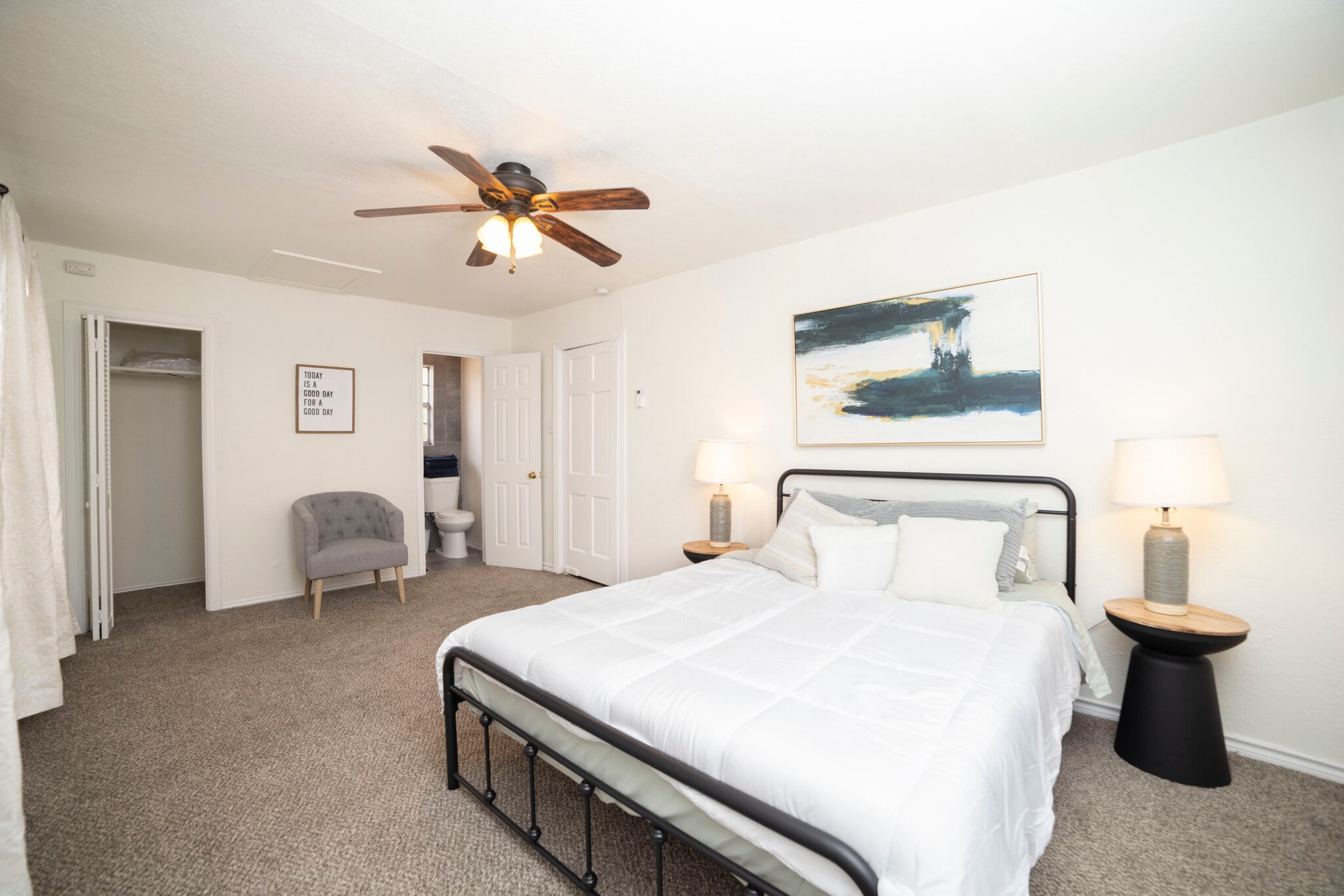 Building Photo - 102 Lovera Blvd