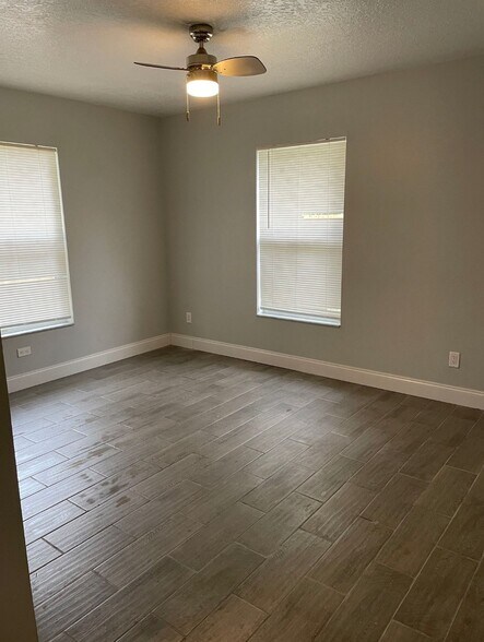 Building Photo - 5226 Orange Ave