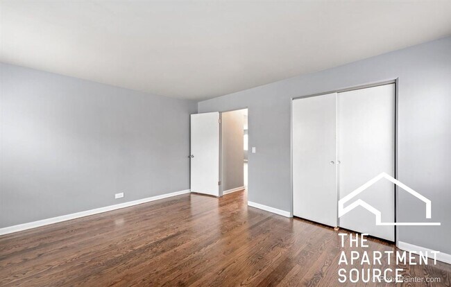 Building Photo - 7439 N Winchester Ave