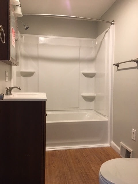 Building Photo - Two Story Home