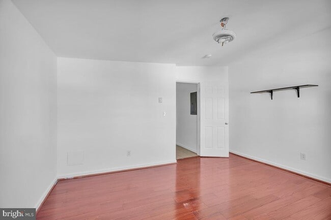 Building Photo - 3151 Richmond St