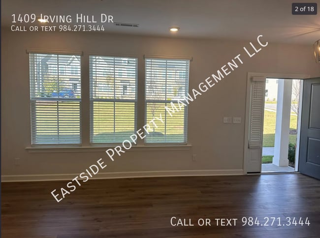 Building Photo - 1409 Irving Hl Dr