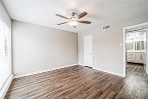 Building Photo - 2822 S Bartell Dr