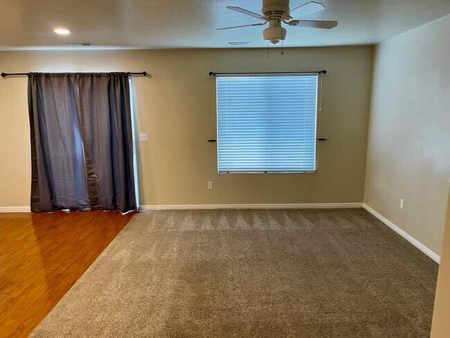 Living Room - 2876 W 3965 S