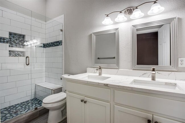 Building Photo - 5201 Eastside Ave