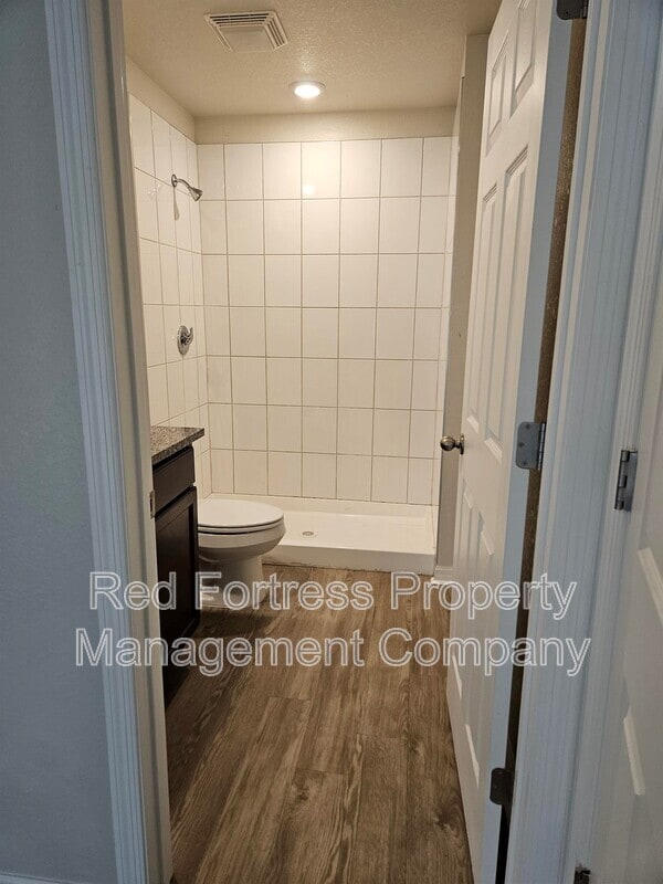 Building Photo - 1957 Laverna Ave