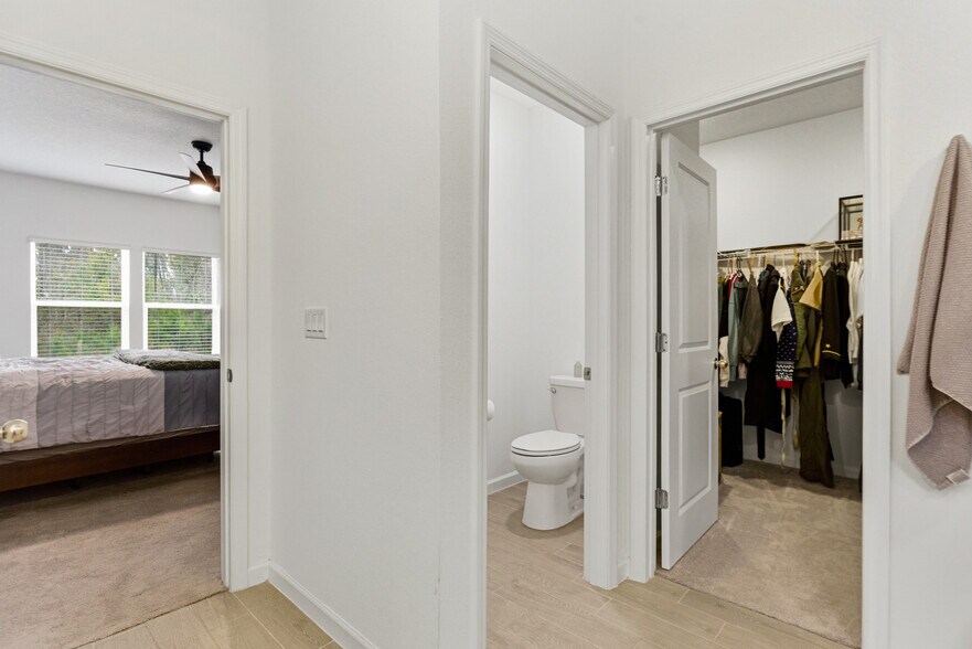 Building Photo - 8486 Horsebit Cir