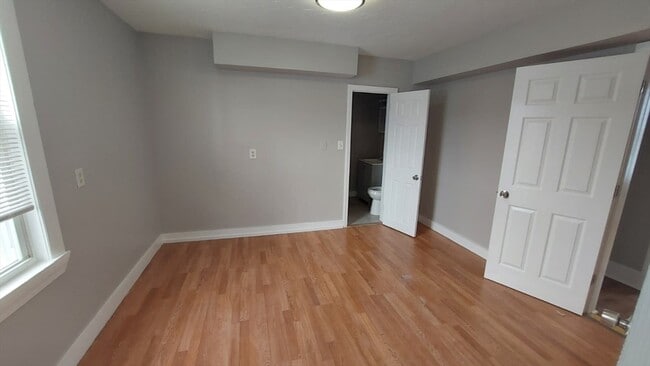 Building Photo - 41 Armandine St