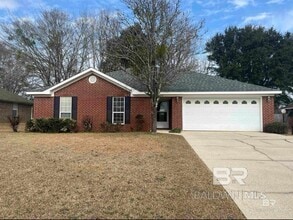 Building Photo - 124 Oakwood Ave