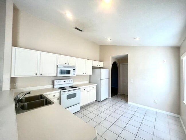 Building Photo - Orlando - 3 Bedroom, 2 Bathroom Single Fam...