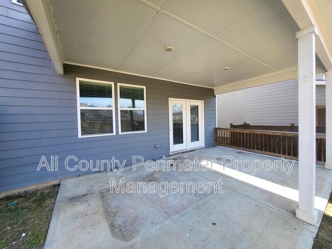 Building Photo - 3328 Fall Branch Ln