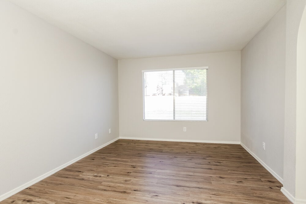 Building Photo - 208 W Oraibi Dr