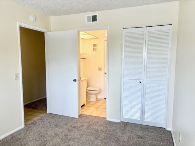 Building Photo - Port Hueneme | 2 Bed + 2 Bath | OCEAN VIEW...