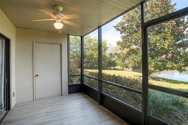 Building Photo - 2411 Gallery View Dr