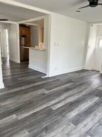 Building Photo - 337 Saint Lawrence Ave