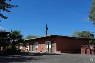 Building Photo - Bellevue Apartments