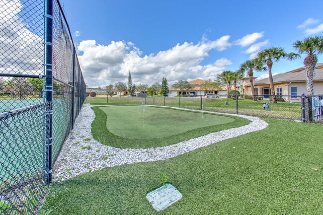 Building Photo - 1829 Sandhill Crane Dr