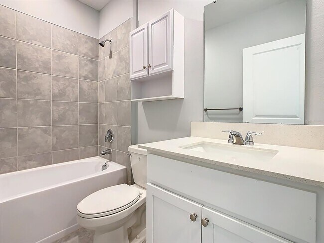 Building Photo - 1033 Holden Wy