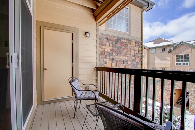 Building Photo - Stylish & Convenient Furnished Condo for Rent