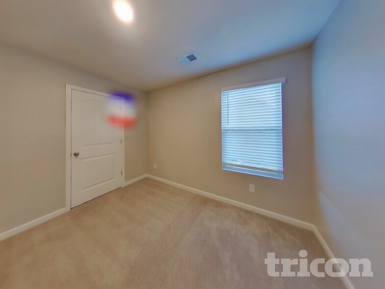 Building Photo - 864 Bentley Dr