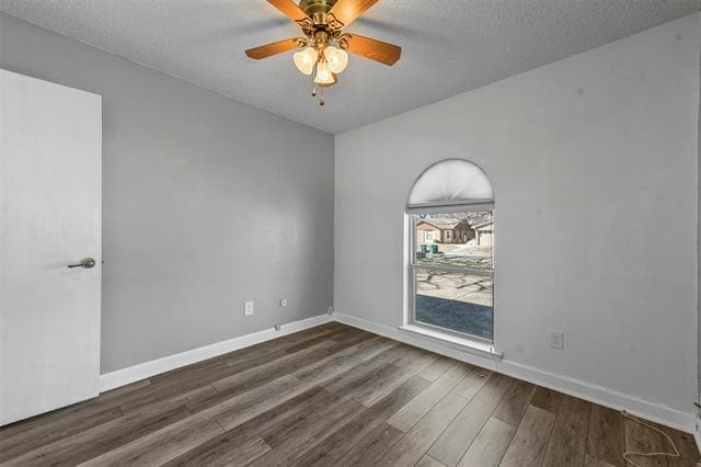 Building Photo - 3502 Woodthrush Ln