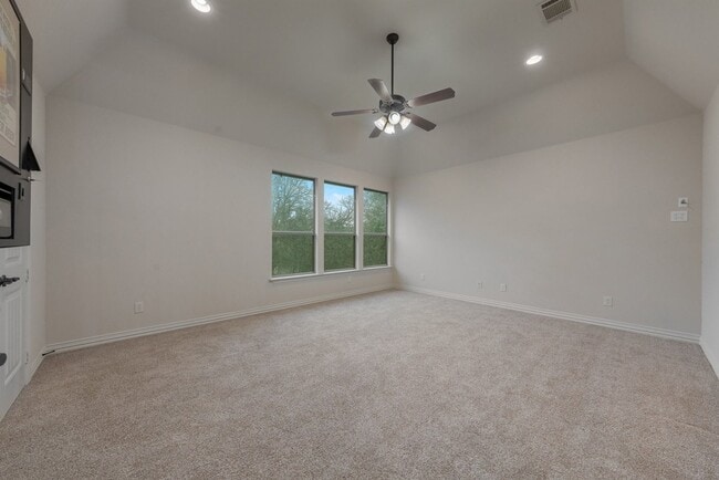 Building Photo - 109 Meadowlands Dr