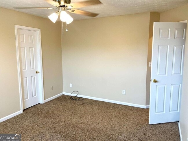 Building Photo - 448 Townsend Bend