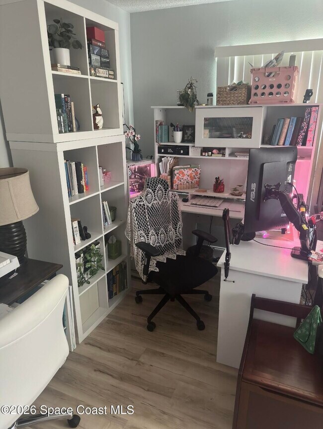 Building Photo - 4406 Sherwood Blvd