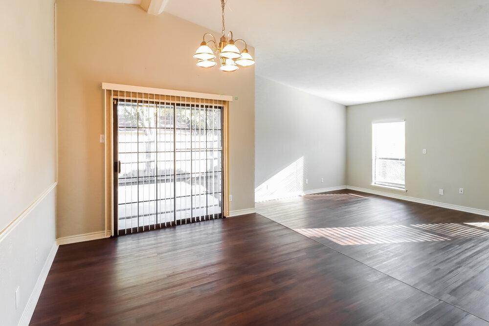 Building Photo - 5065 Pemberton Ln