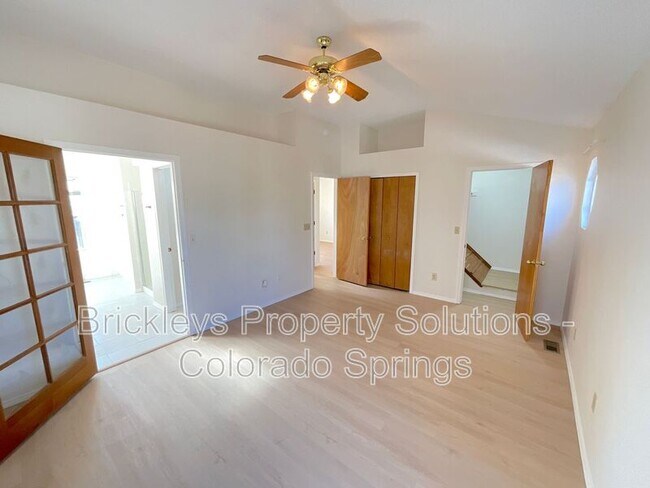 Building Photo - 7993 Scarborough Dr