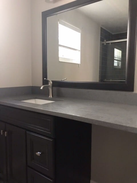 Building Photo - Palma Ceia Home at Fantastic Price!