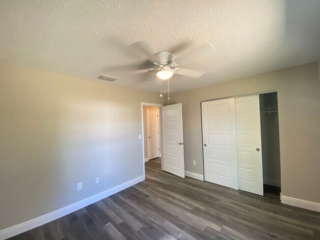 Building Photo - Custom Home - Kingsland Country Estates Desirable  4/2/2 **Won't Last**