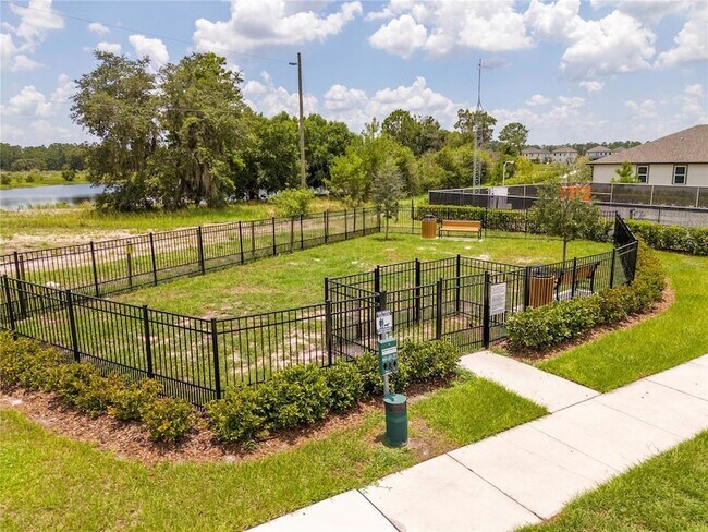 Building Photo - 2184 Broadbrook Dr