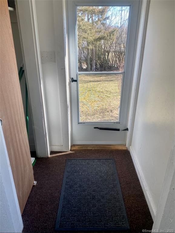 Building Photo - 18 Devine St