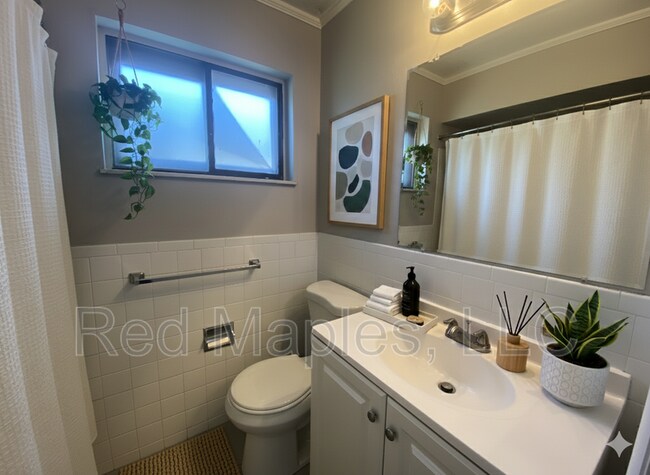 Building Photo - 7703 Alaska Ave