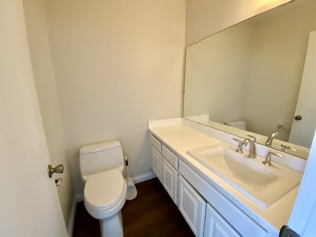 Building Photo - 311 Carriage Dr