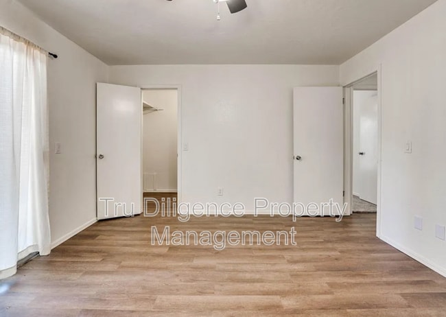 Building Photo - 8801 St George Way